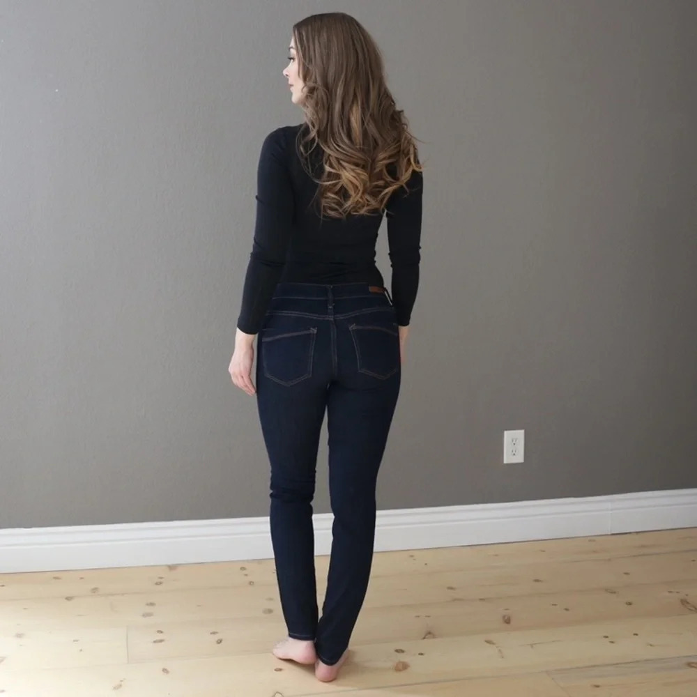 Express Jeans - Picture 3 of 5